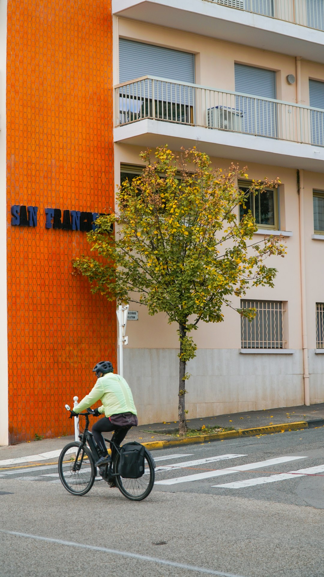 Daytona Beach, FL neighborhood